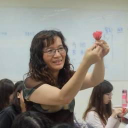 王秋雅 講師